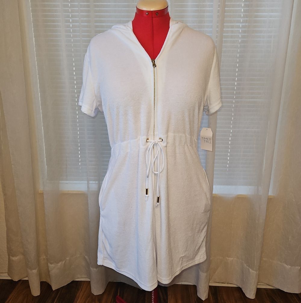 Time and Tru White Hooded Swim Coverup